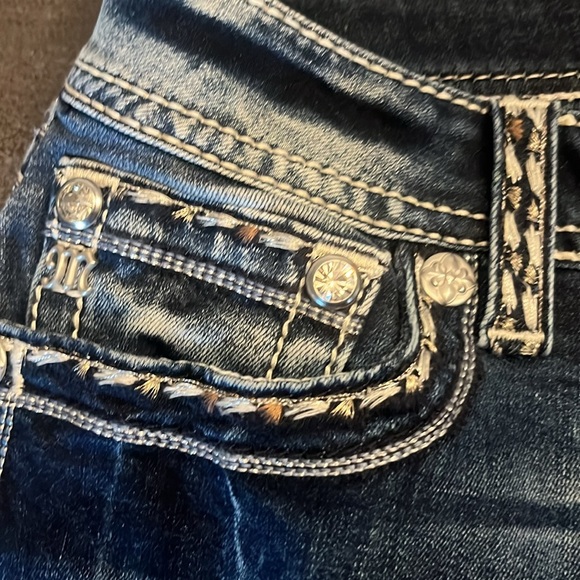 BNWT Miss Me western mid-rise rhinestone stitched boot cut jeans 30 x 34 - Picture 5 of 9